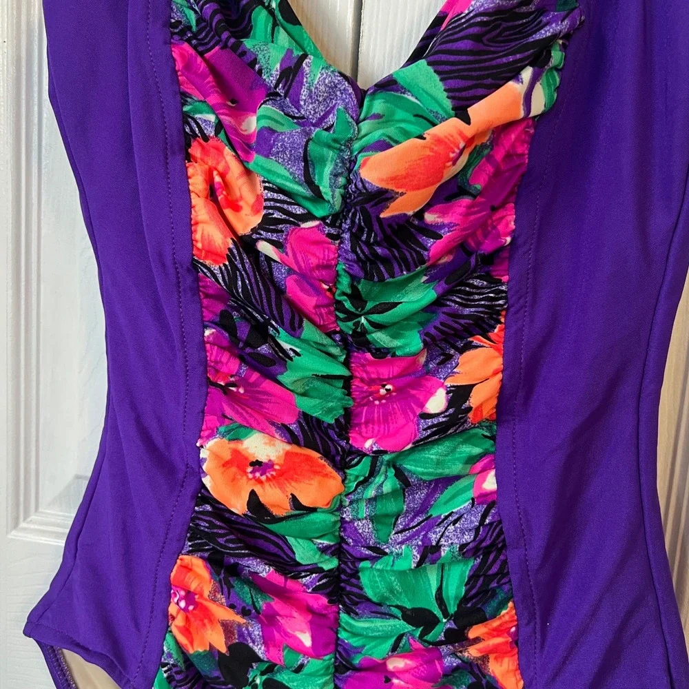 Vintage 80s The‎ Slim Suit Womens size 16 Purple Floral Swimsuit swim wear